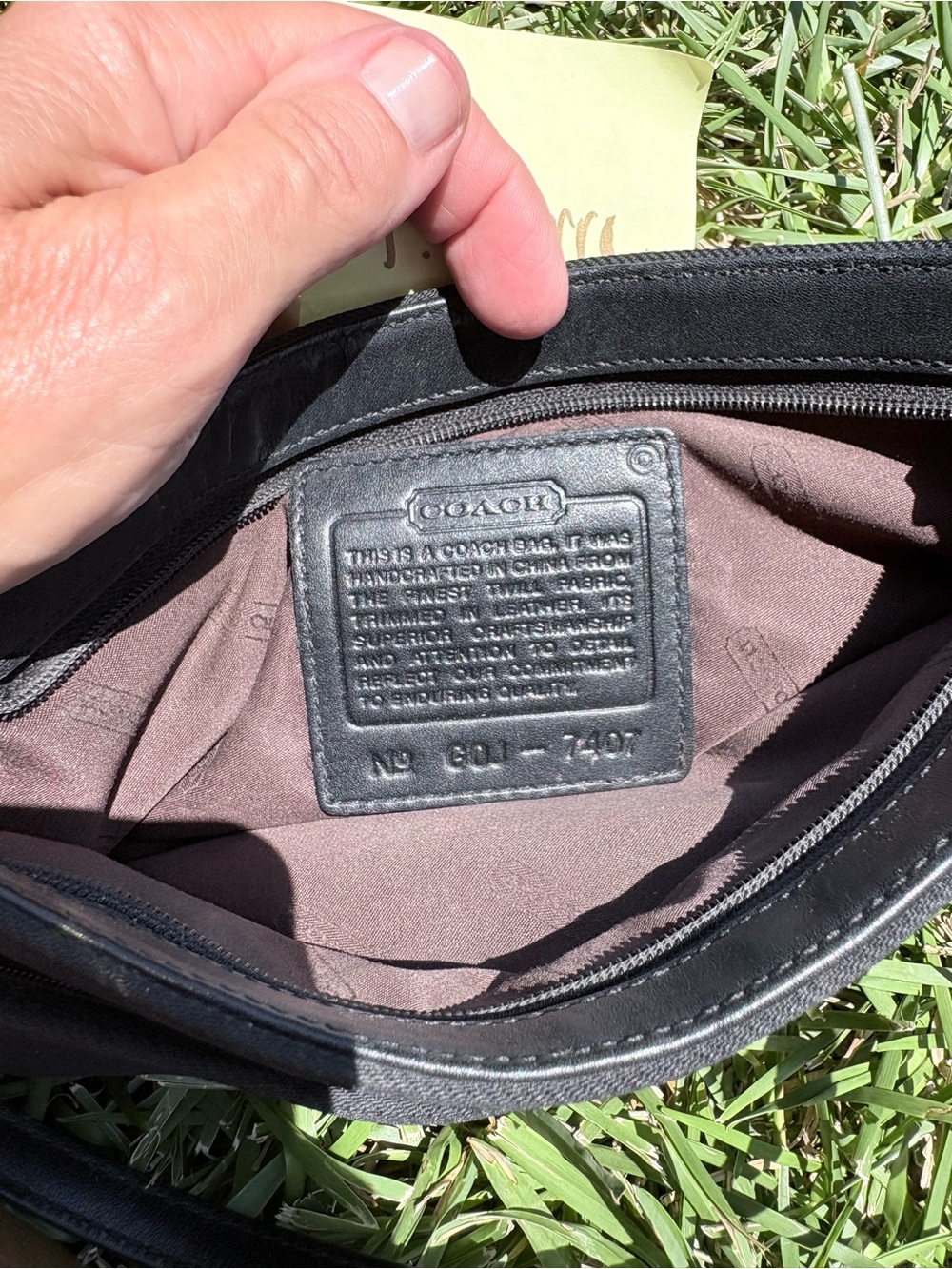 Black Coach handbag - Picture 4 of 4